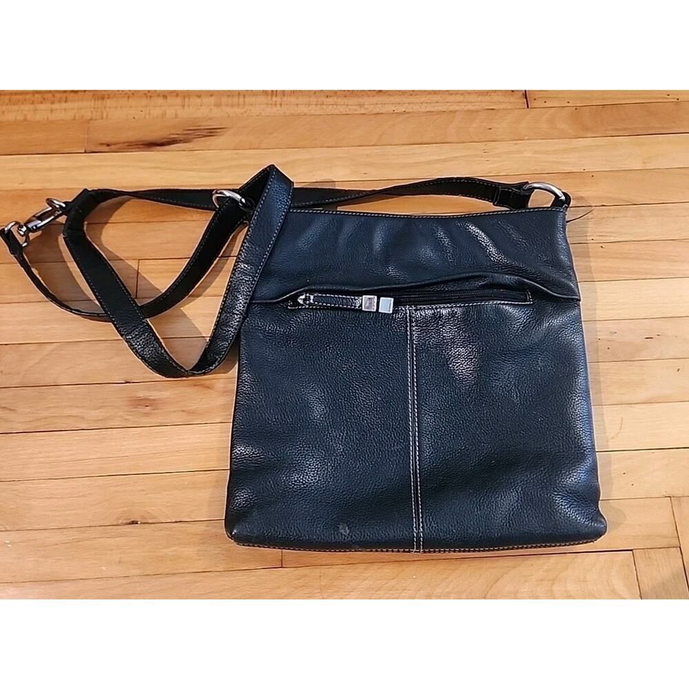 Tignanello Black Pebbled Leather Crossbody Shoulder Bag Purse Zip Pockets